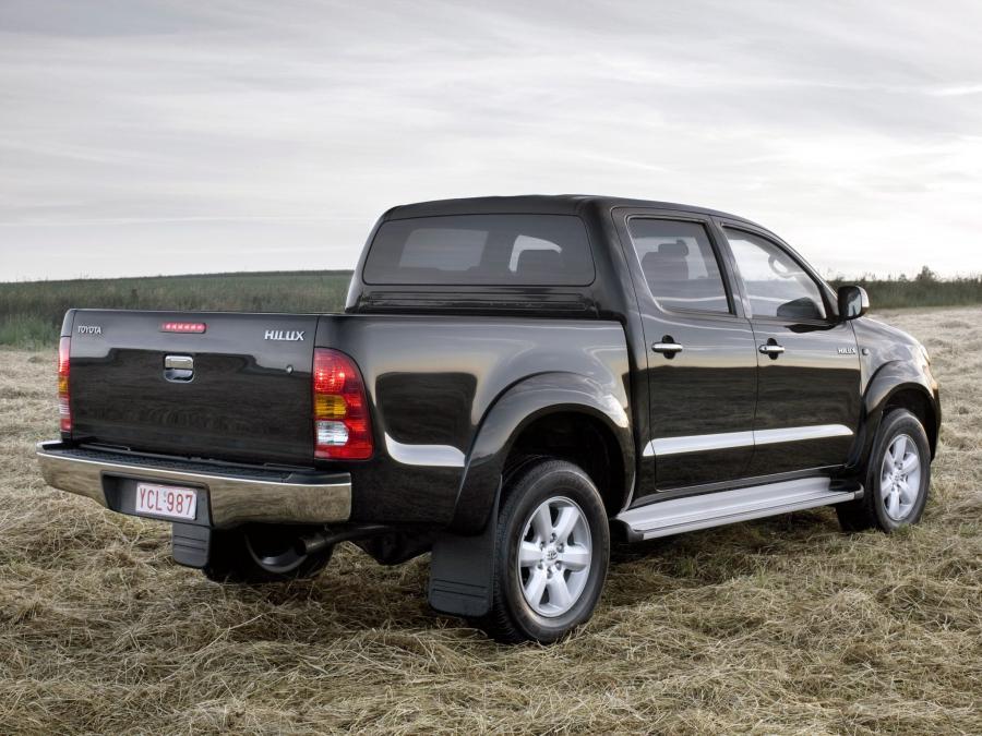 Toyota Hilux Double Cab 2008 года  (фото 25 из 30)